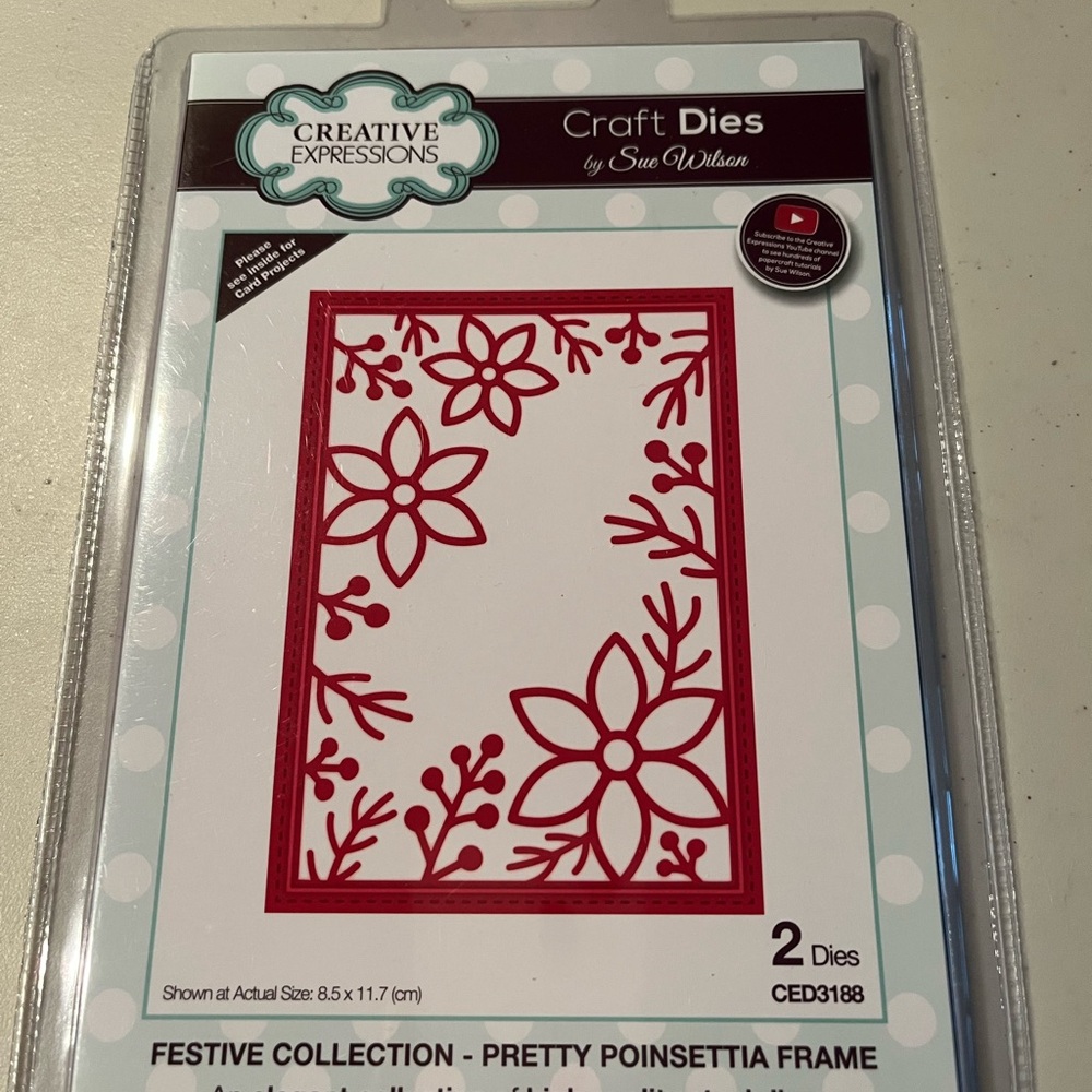 Expressions Red Craft Dies. Pretty poinsettia